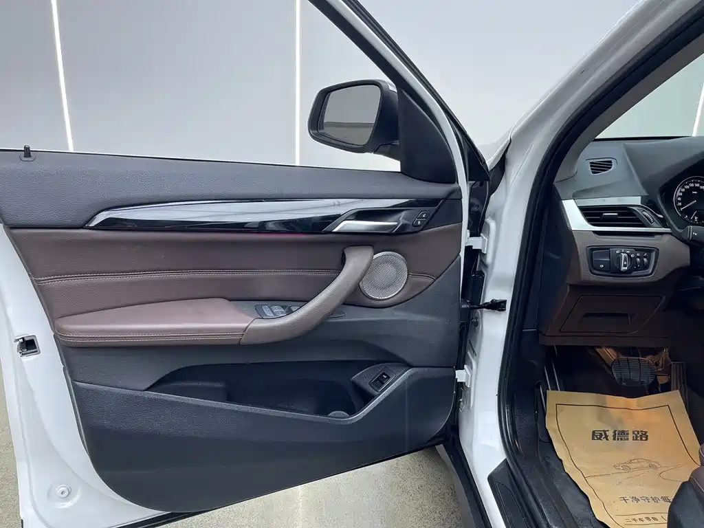 BMW X1 — миниатюра 13