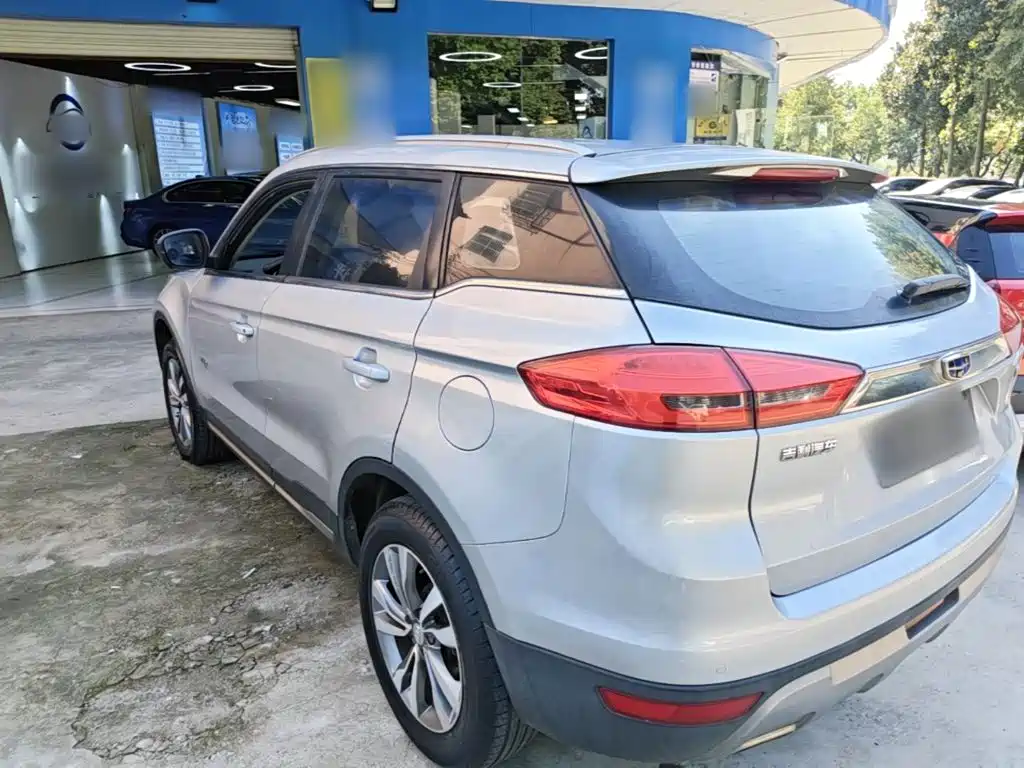 Geely Boyue — миниатюра 5