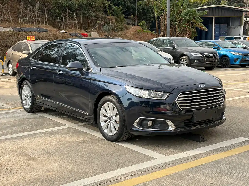 Ford Taurus — миниатюра 3