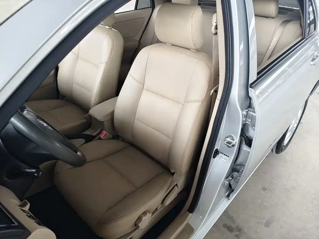 Toyota Corolla — миниатюра 18