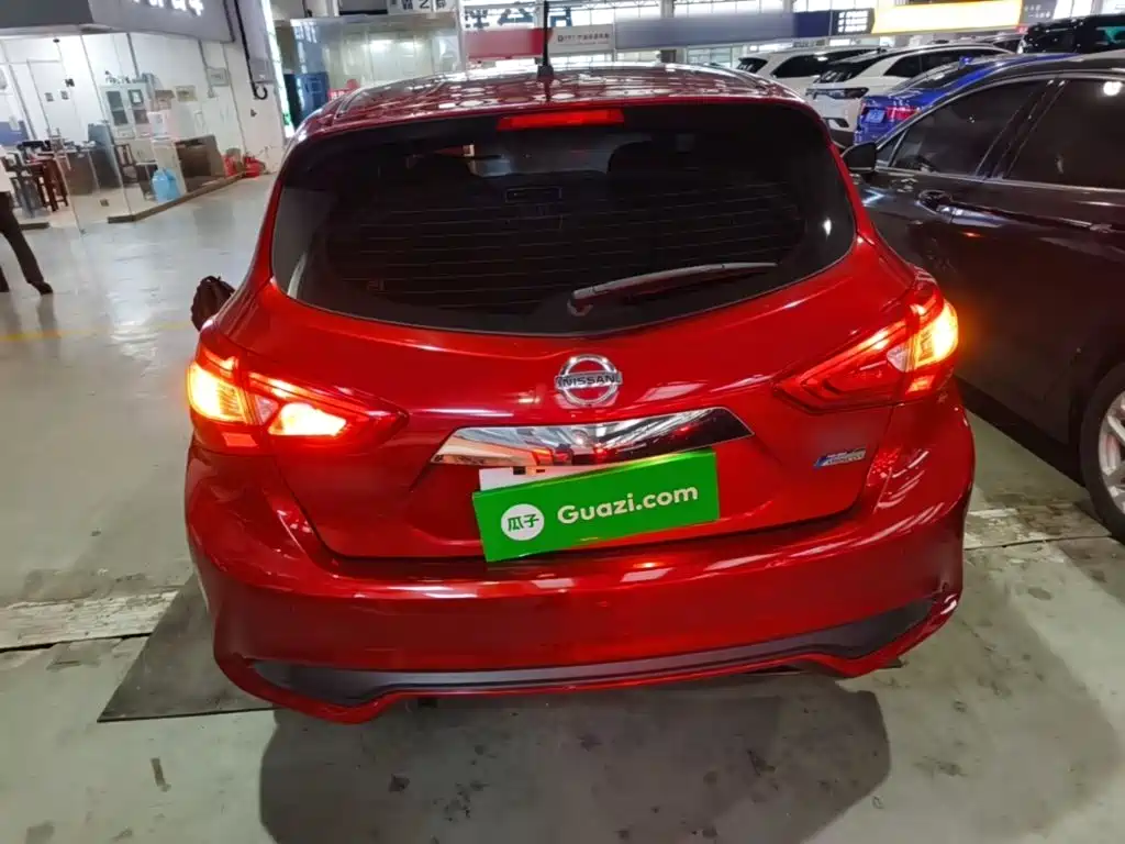 Nissan Tiida — миниатюра 6