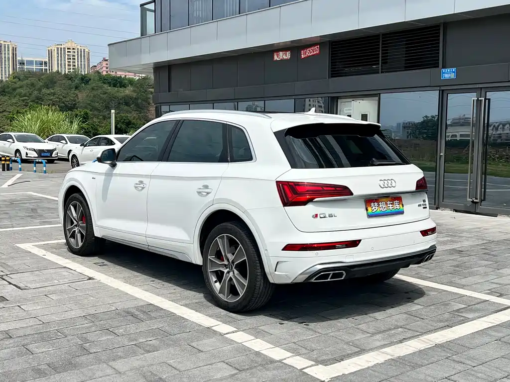 Audi Q5L — миниатюра 6