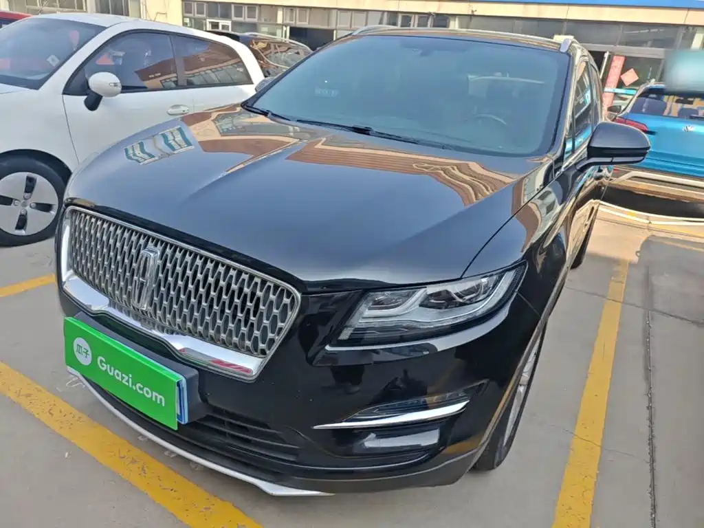 Lincoln MKC — миниатюра 2
