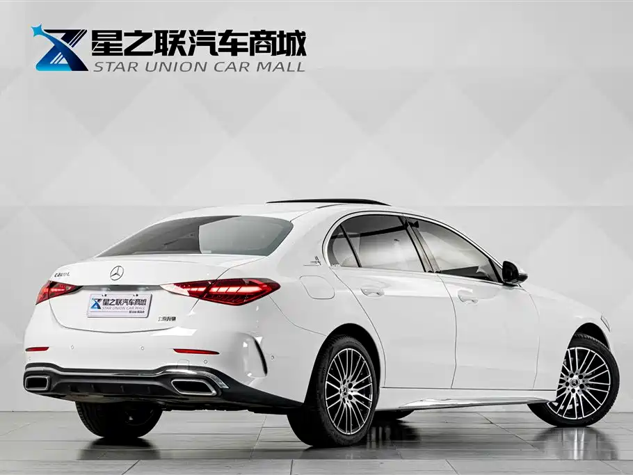 Mercedes-Benz C-Class — миниатюра 6