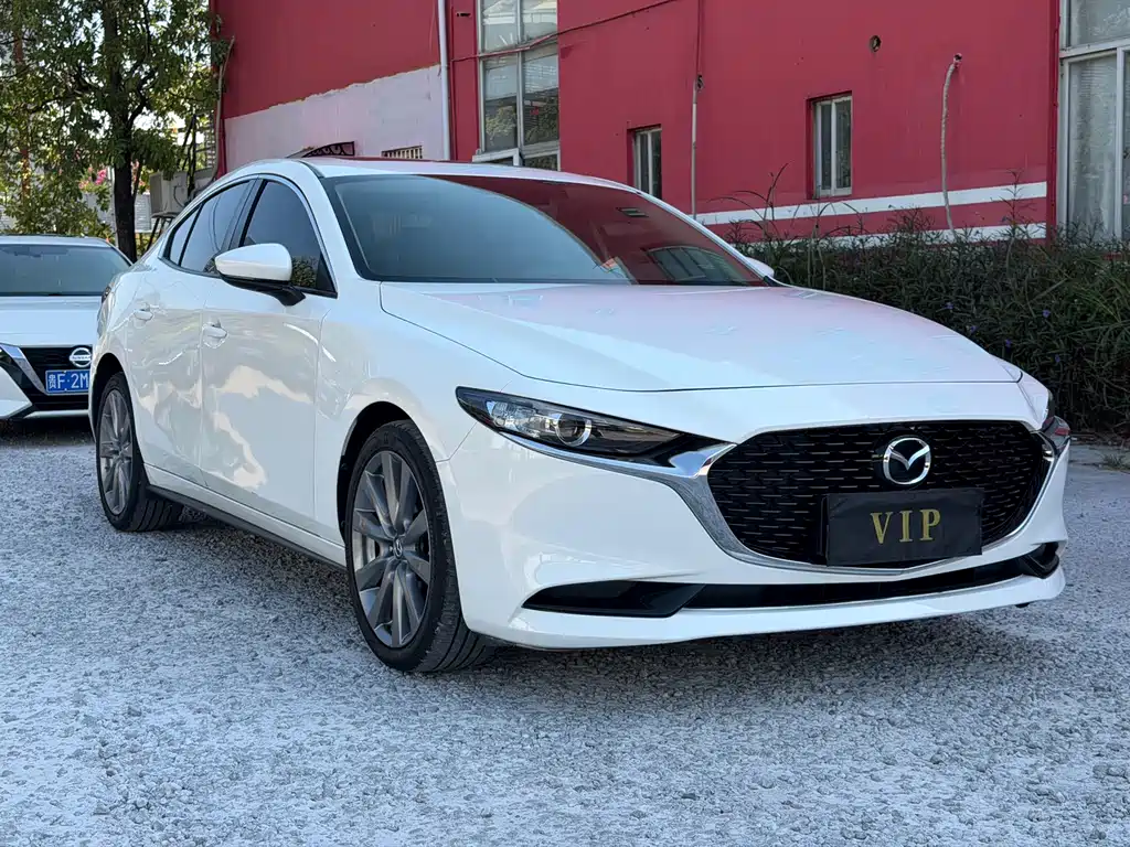 Mazda 3 Axela — миниатюра 2