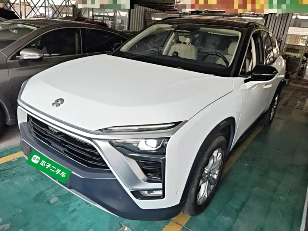 NIO ES8 — миниатюра 2