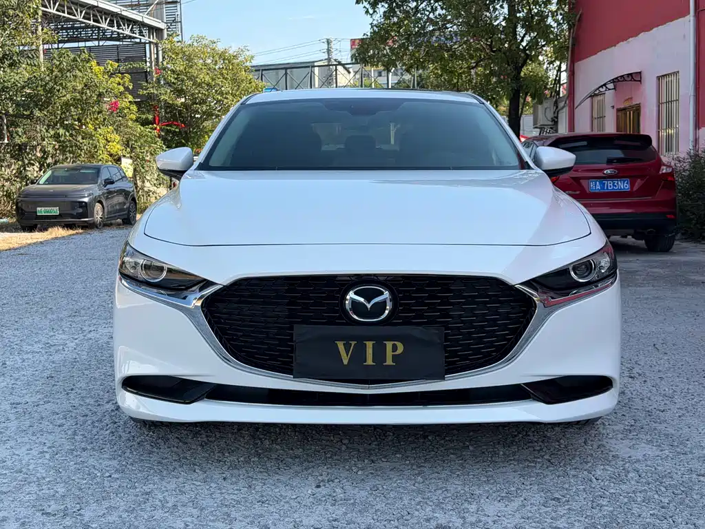 Mazda 3 Axela — миниатюра 3