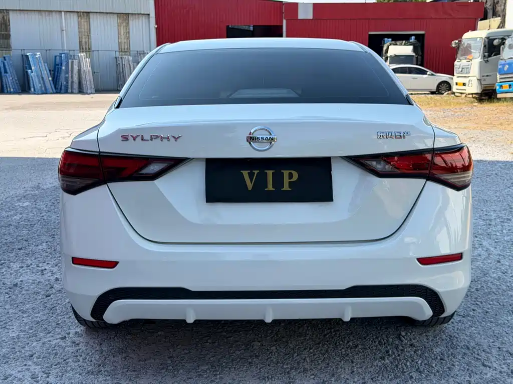 Nissan Sylphy — миниатюра 5