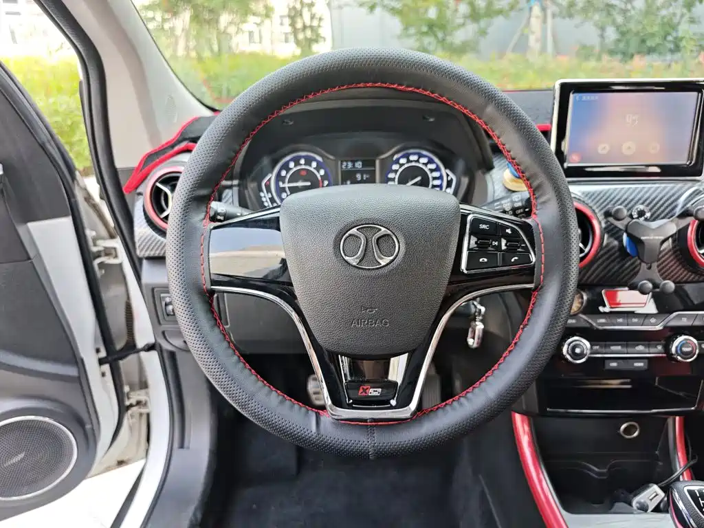 BAIC Senova X25 — миниатюра 11