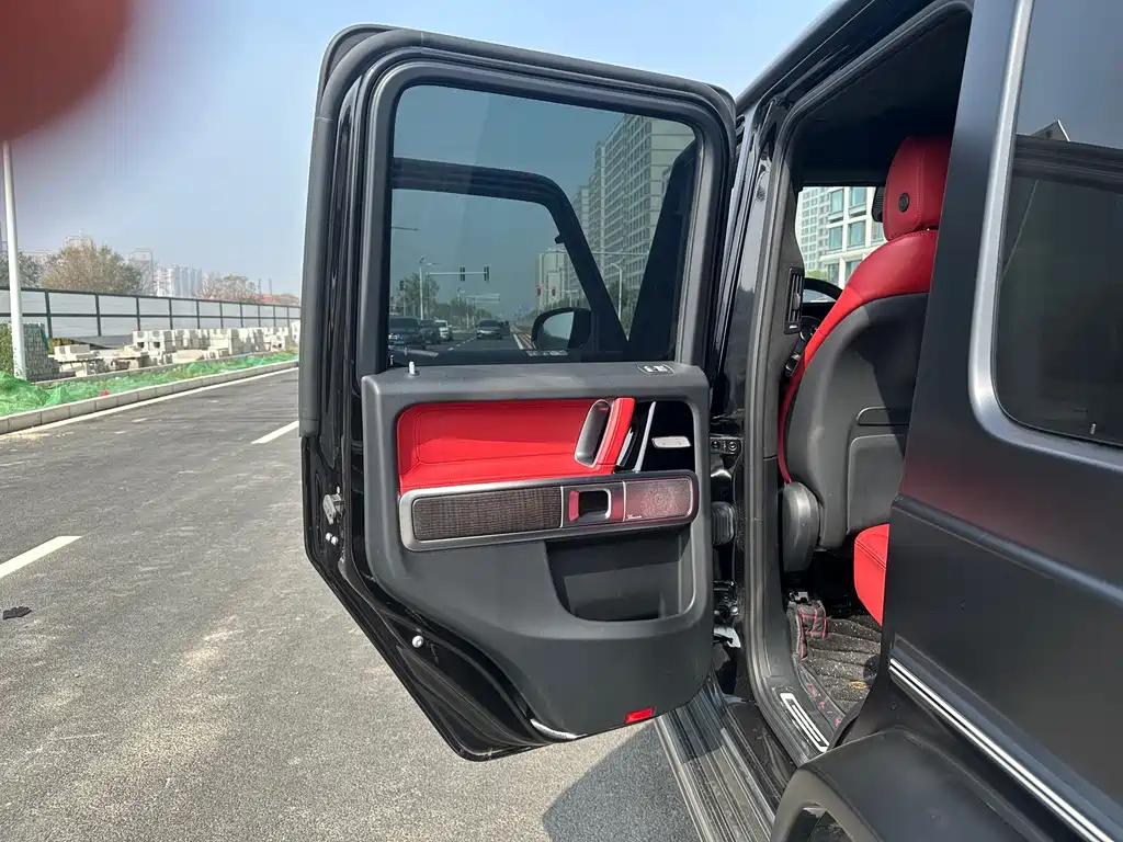 Mercedes-Benz G-Class — миниатюра 7