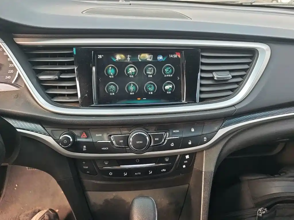 Buick Excelle — миниатюра 13
