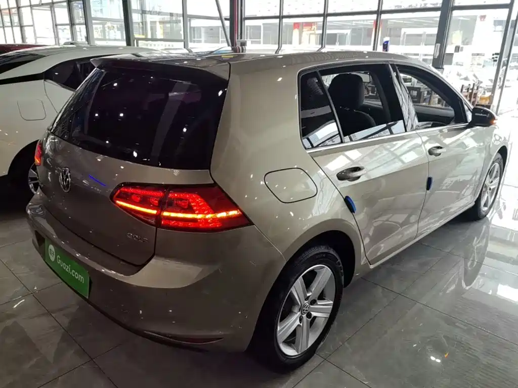 Volkswagen Golf — миниатюра 7