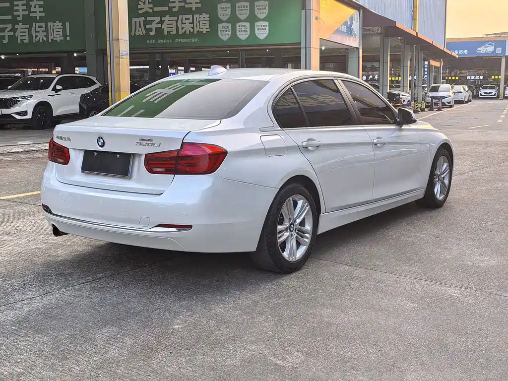 BMW 3 Series — миниатюра 6