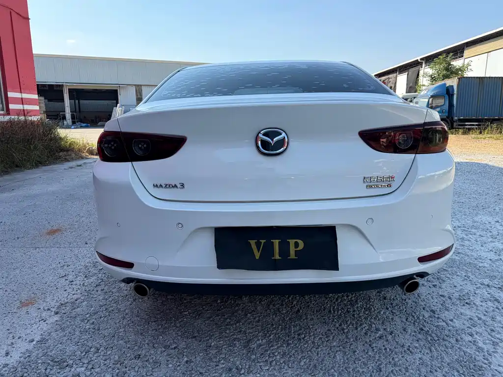 Mazda 3 Axela — миниатюра 4