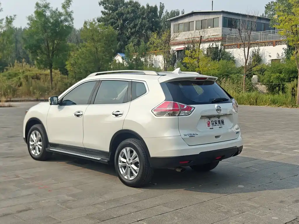 Nissan X-Trail — миниатюра 9