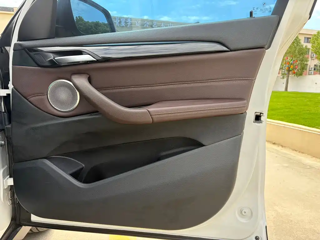 BMW X1 — миниатюра 18