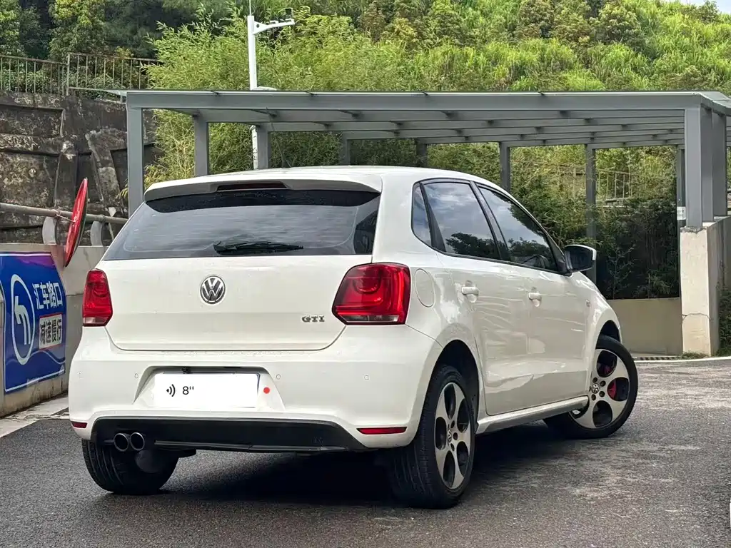 Volkswagen Polo — миниатюра 4