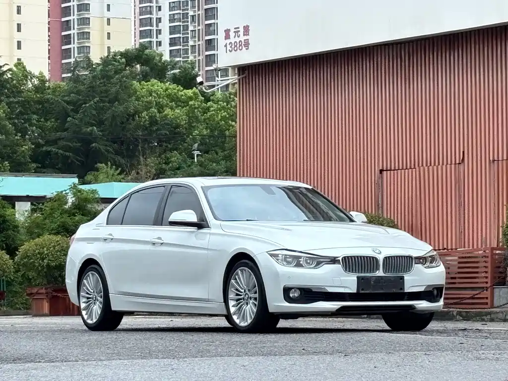 BMW 3 Series — миниатюра 3