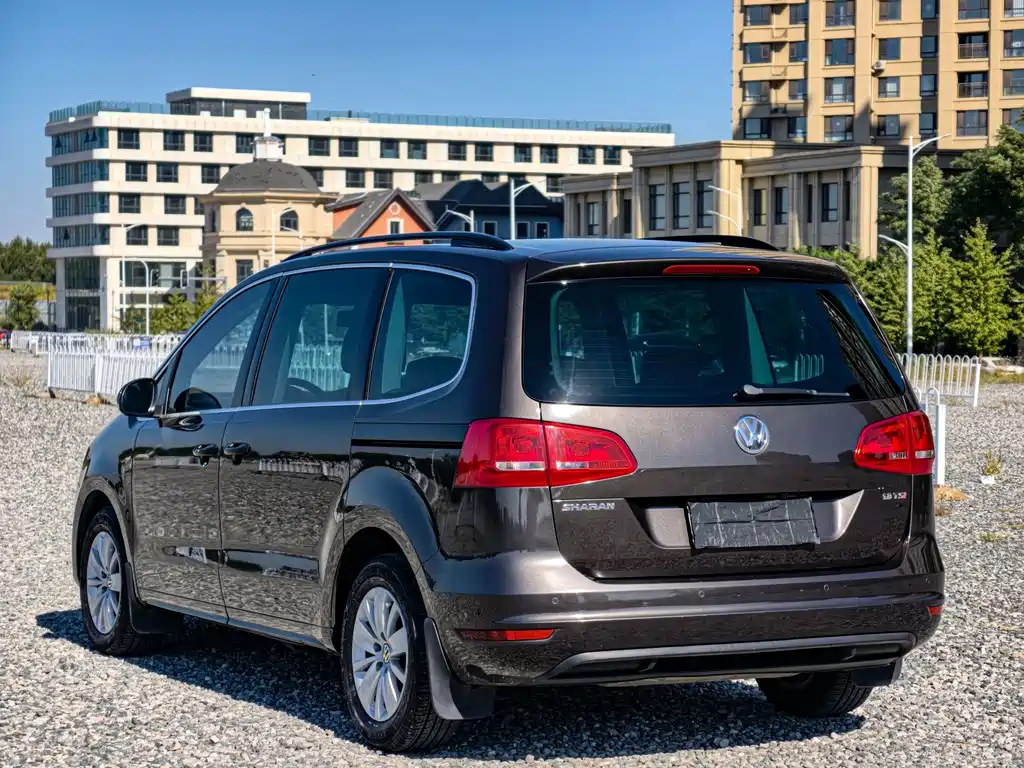 Volkswagen Sharan — миниатюра 22