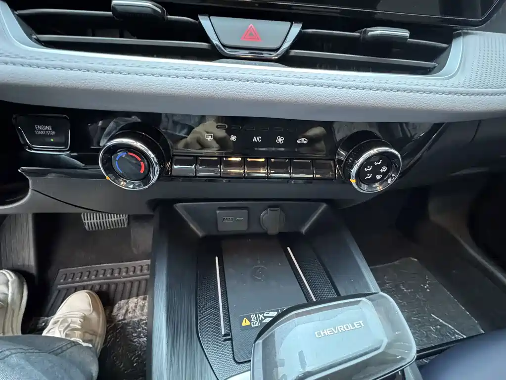 Chevrolet Monza — миниатюра 20