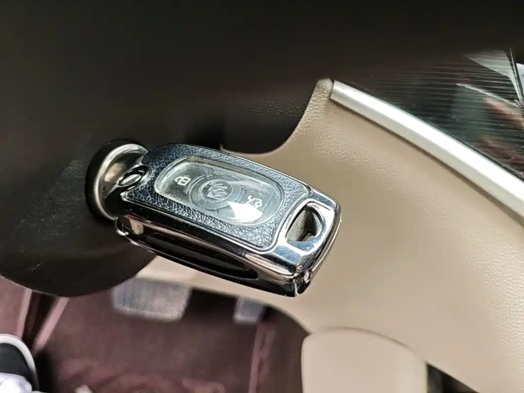Buick Verano — миниатюра 9