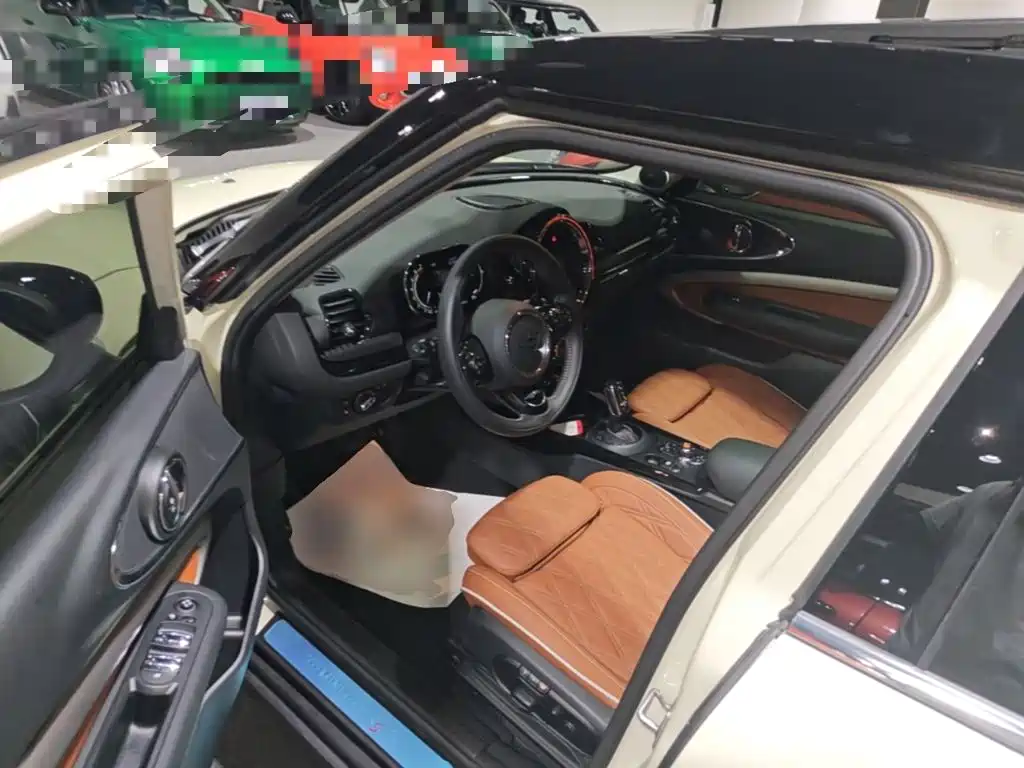 MINI Mini Clubman — миниатюра 16