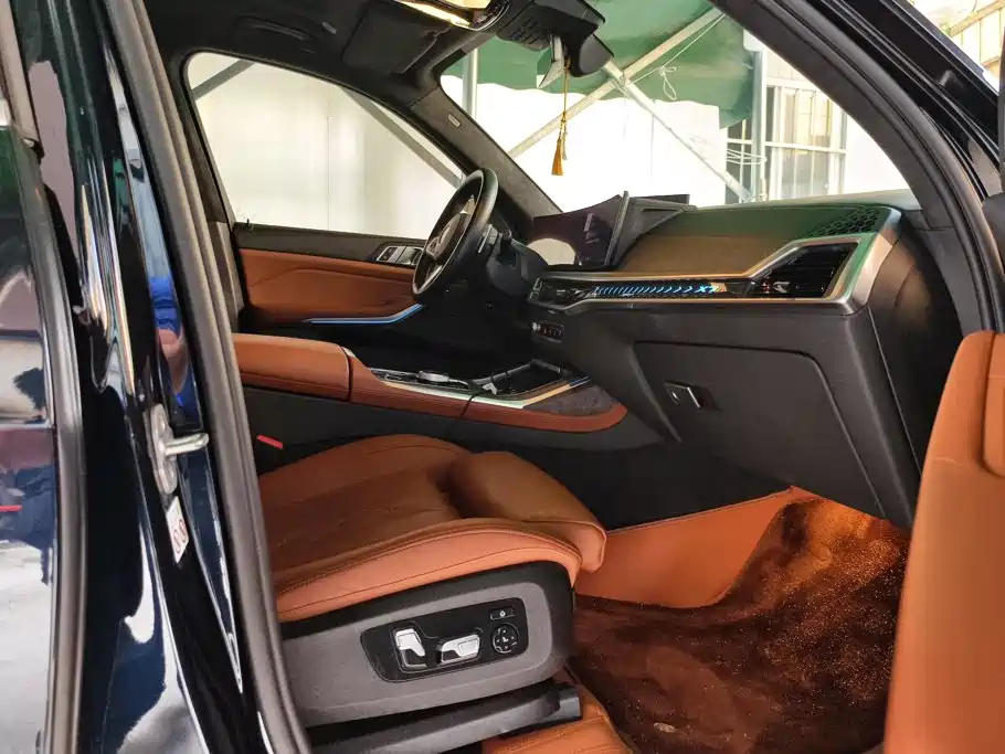 BMW X7 — миниатюра 8