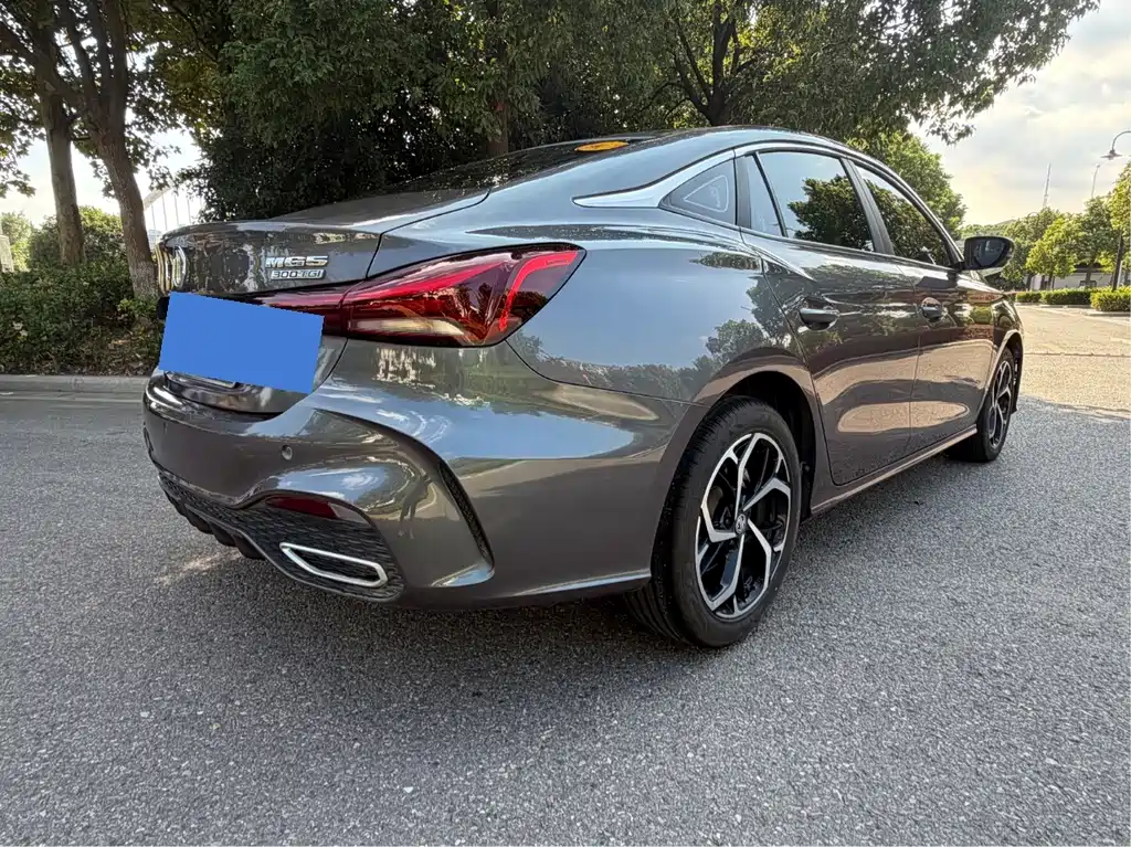 MG MG5 — миниатюра 6