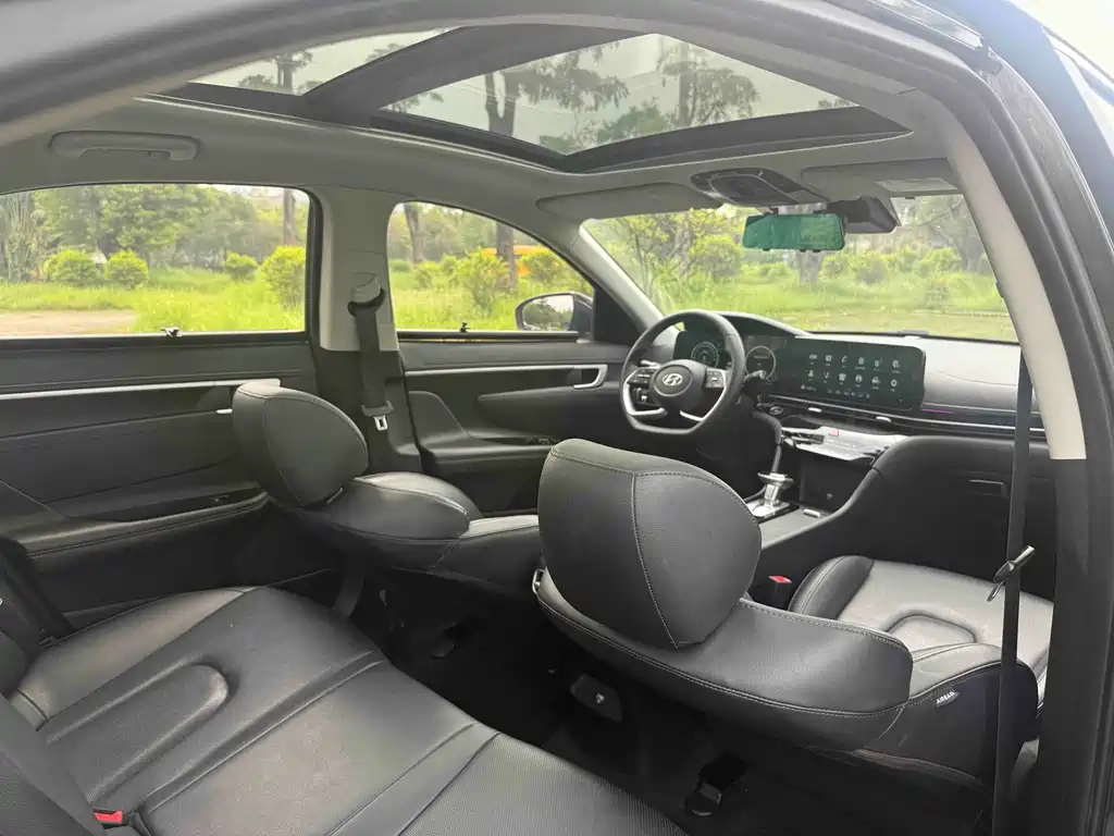 Hyundai Mistra — миниатюра 9