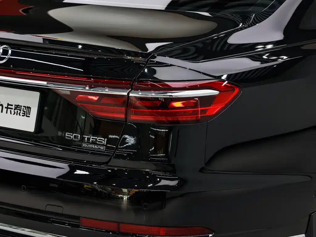Audi A8 — миниатюра 9