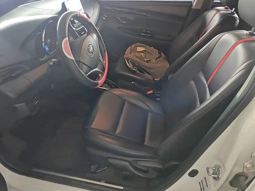 Toyota Yaris L — миниатюра 15