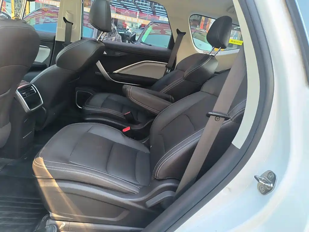 Geely Jia Ji — миниатюра 17