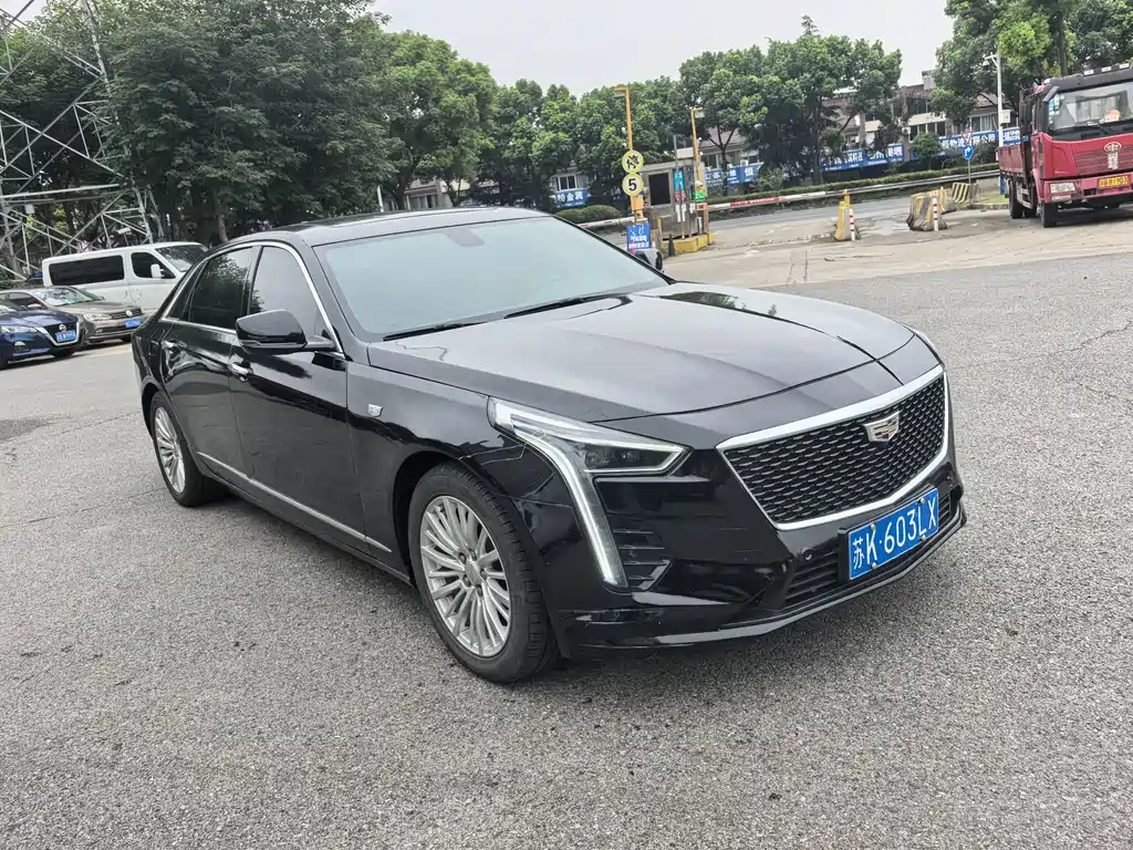 CADILLAC CT6