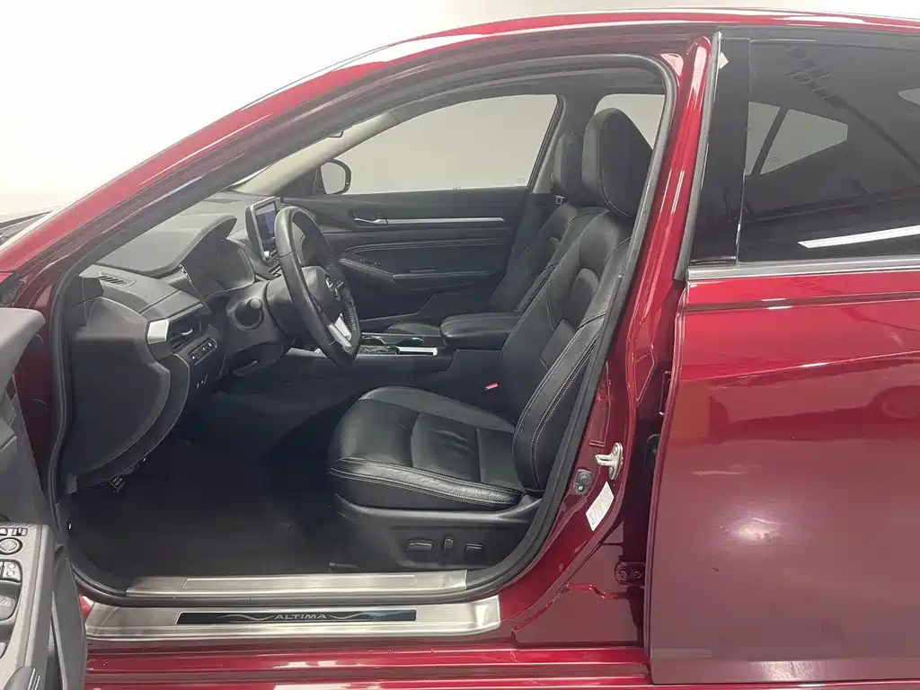 Nissan Teana — миниатюра 10