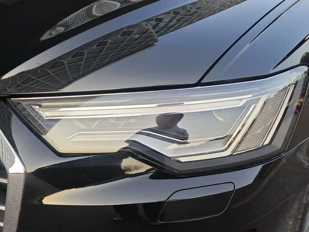 Audi A6L New Energy — миниатюра 7