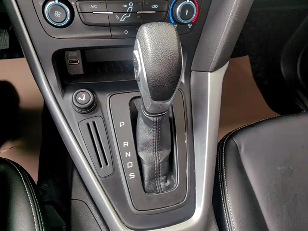 Ford Focus — миниатюра 14