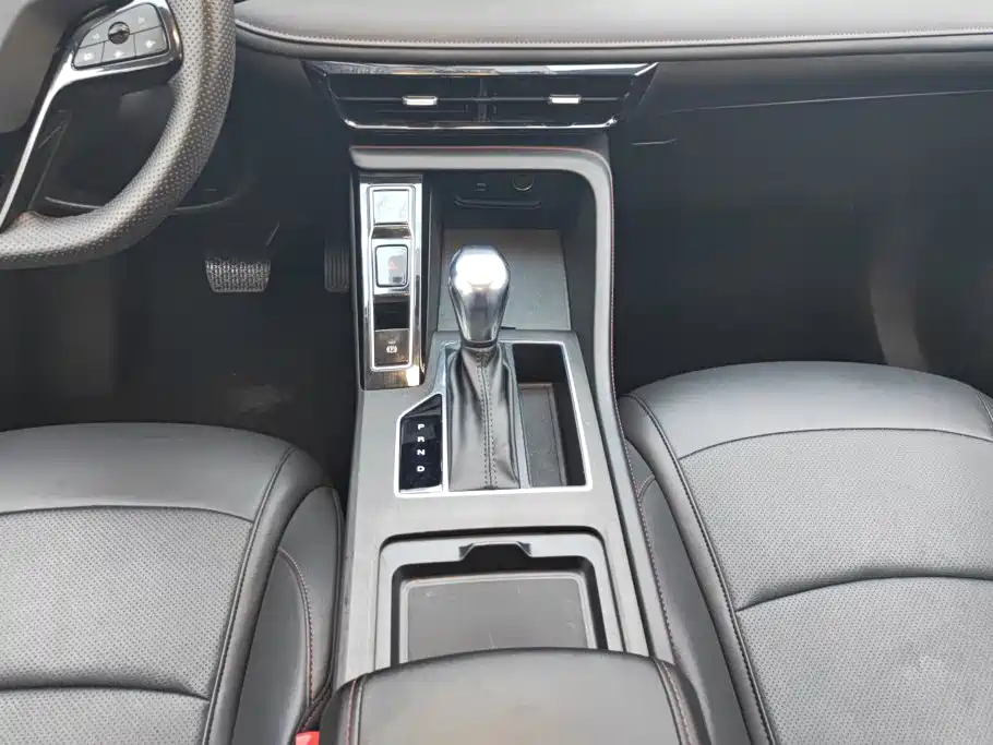 Roewe i5 — миниатюра 16