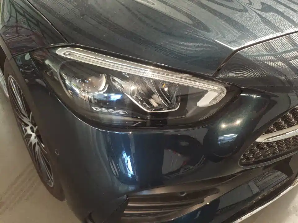 Mercedes-Benz C-Class — миниатюра 12