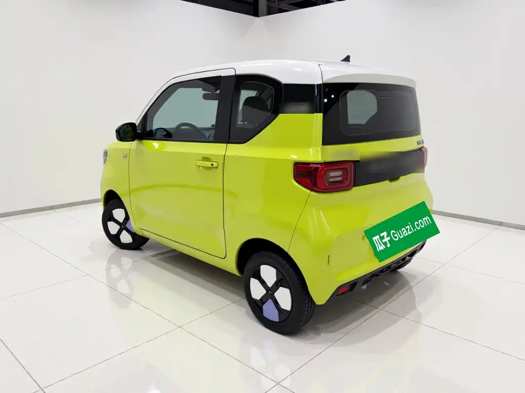 Wuling MINIEV — миниатюра 4