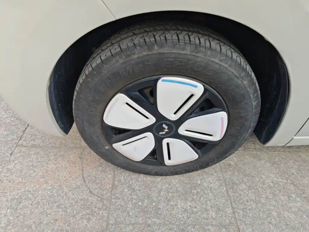 Wuling MINIEV — миниатюра 23