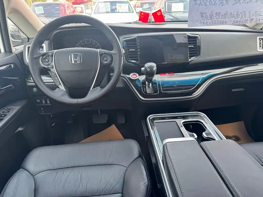 Honda Odyssey — миниатюра 10