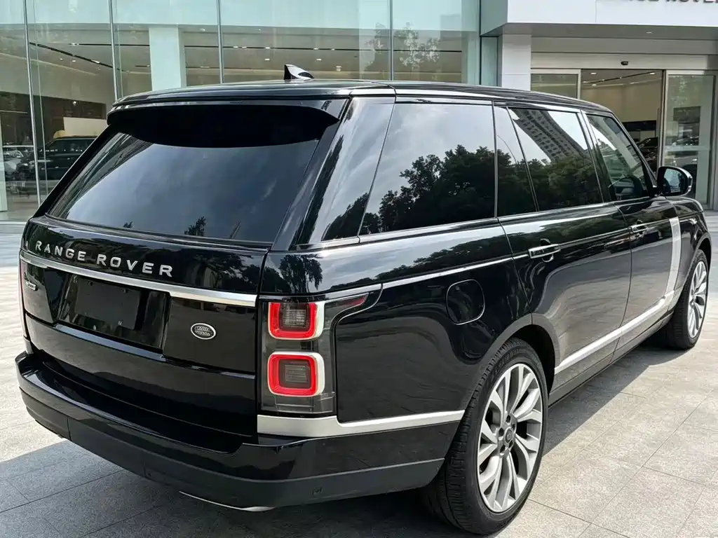 Land Rover Range Rover — миниатюра 6