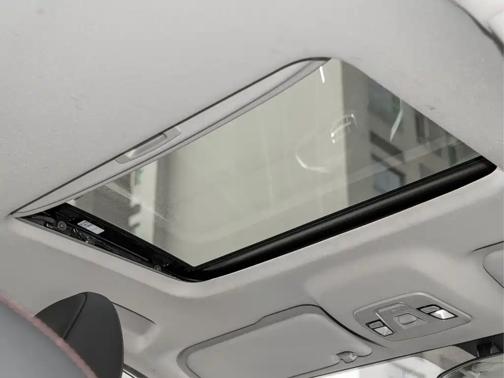 GEELY AUTOMOBILE BINYUE