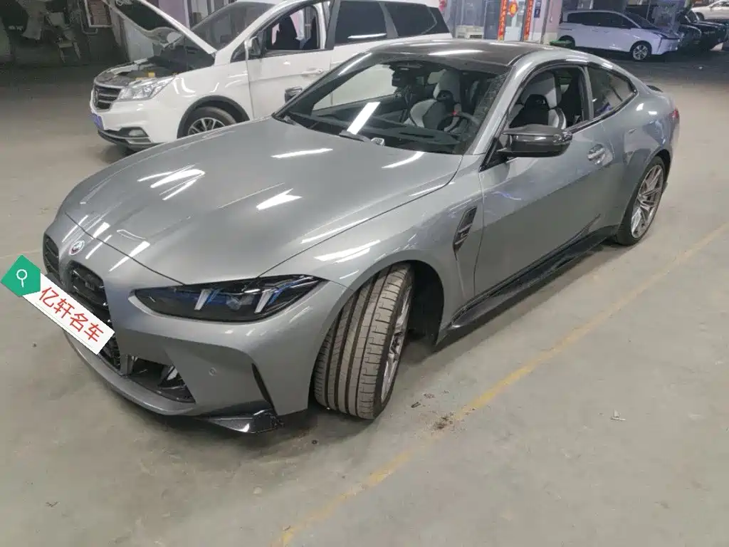 BMW M4 2025