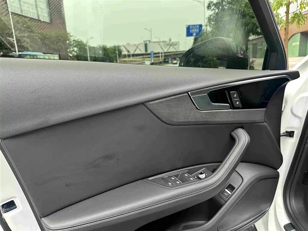 Audi A4L — миниатюра 17