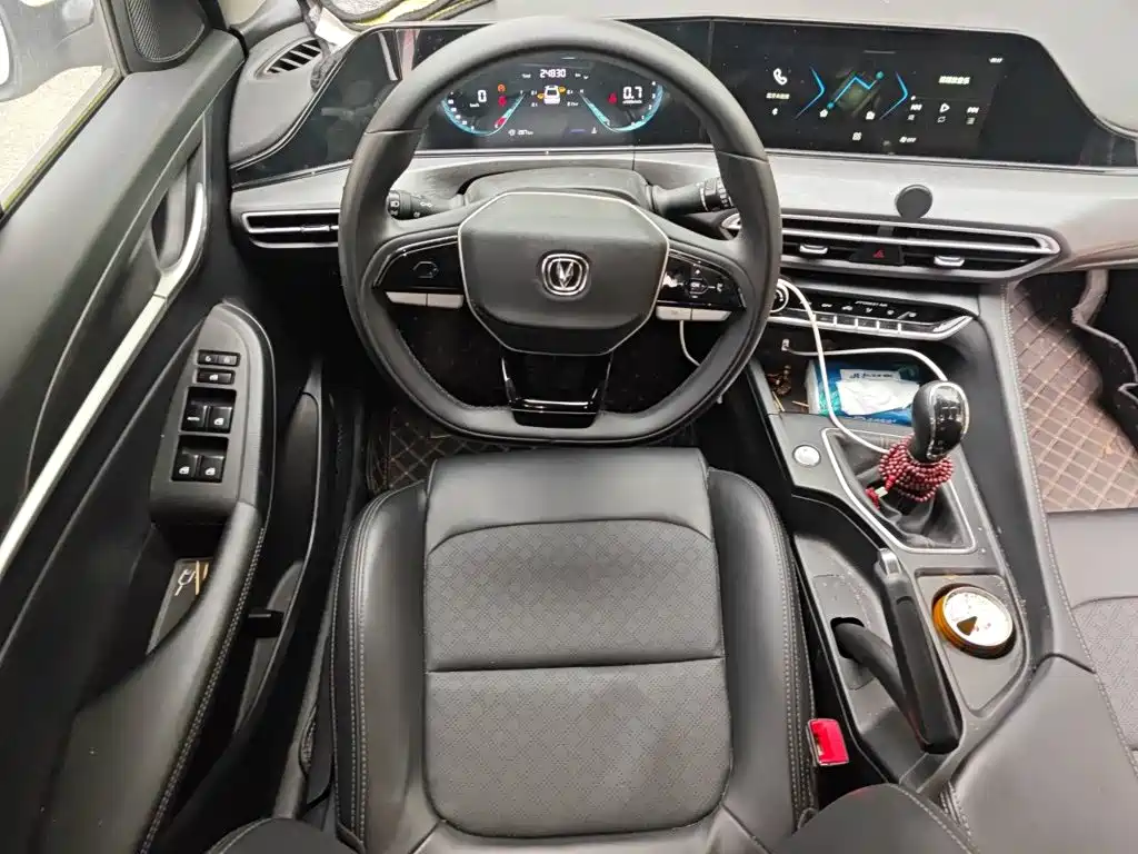 Changan Eado — миниатюра 6