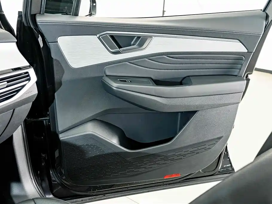 Volkswagen Talagon — миниатюра 16