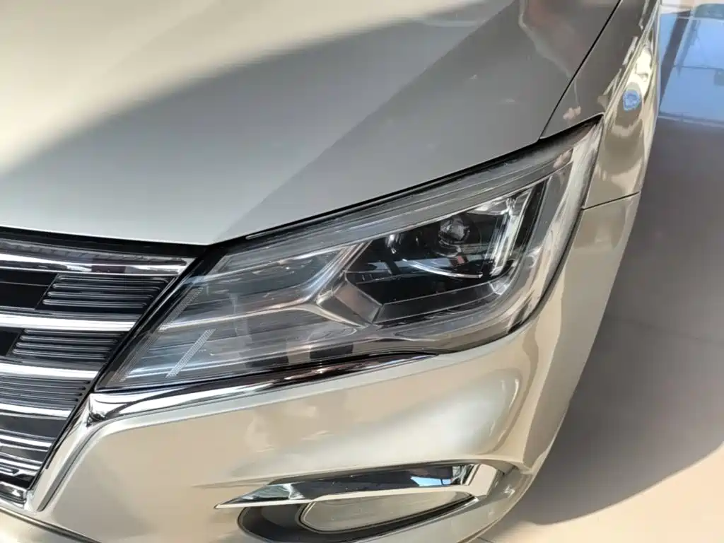 Roewe i5 — миниатюра 24