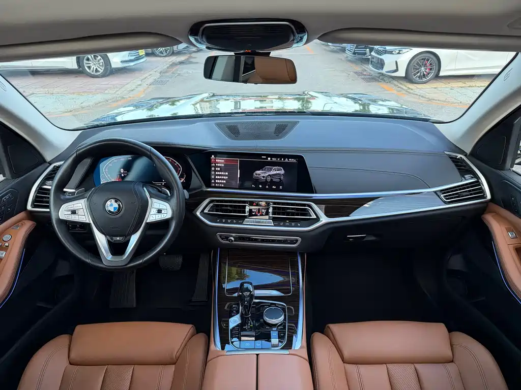 BMW X7 — миниатюра 7