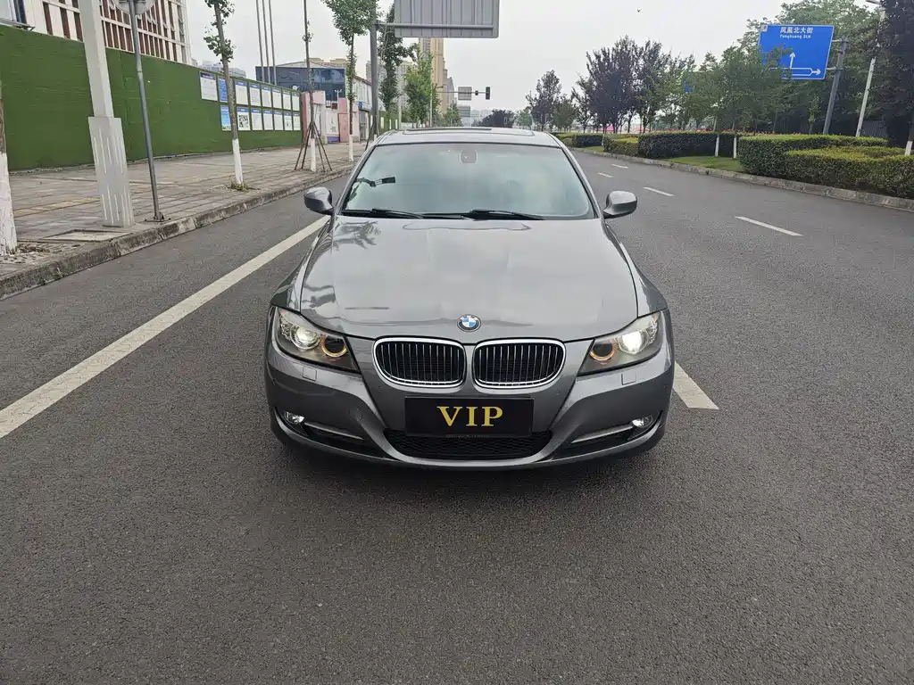 BMW 3 Series 2011